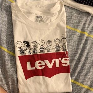 Rare Levi’s shirt (snoppy addition)